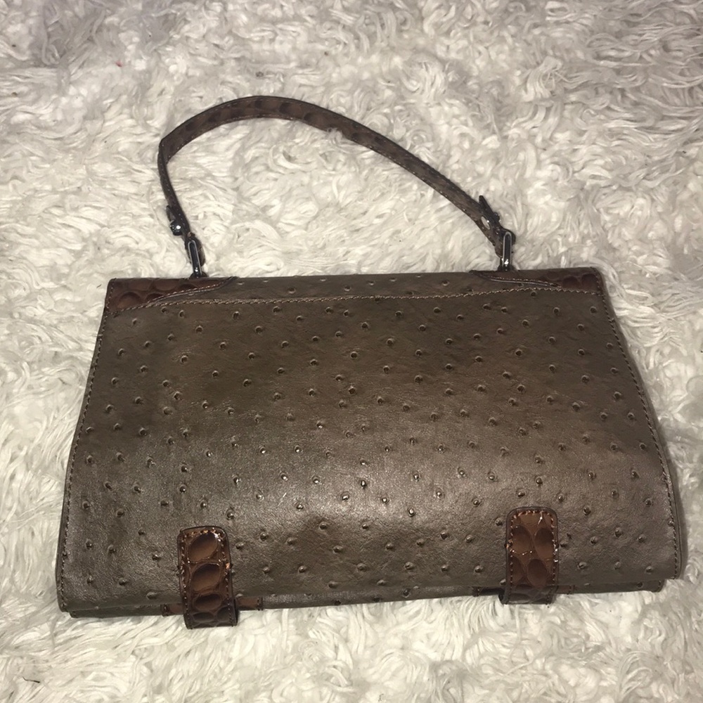 🔥Guess Handbag🔥🔥🔥🔥🔥 - Picture 3 of 8